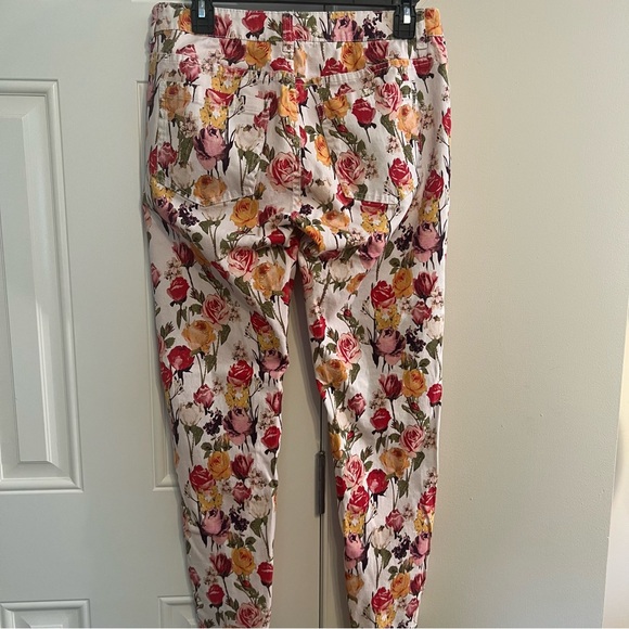 Boston Proper Floral Jeans - Picture 3 of 5